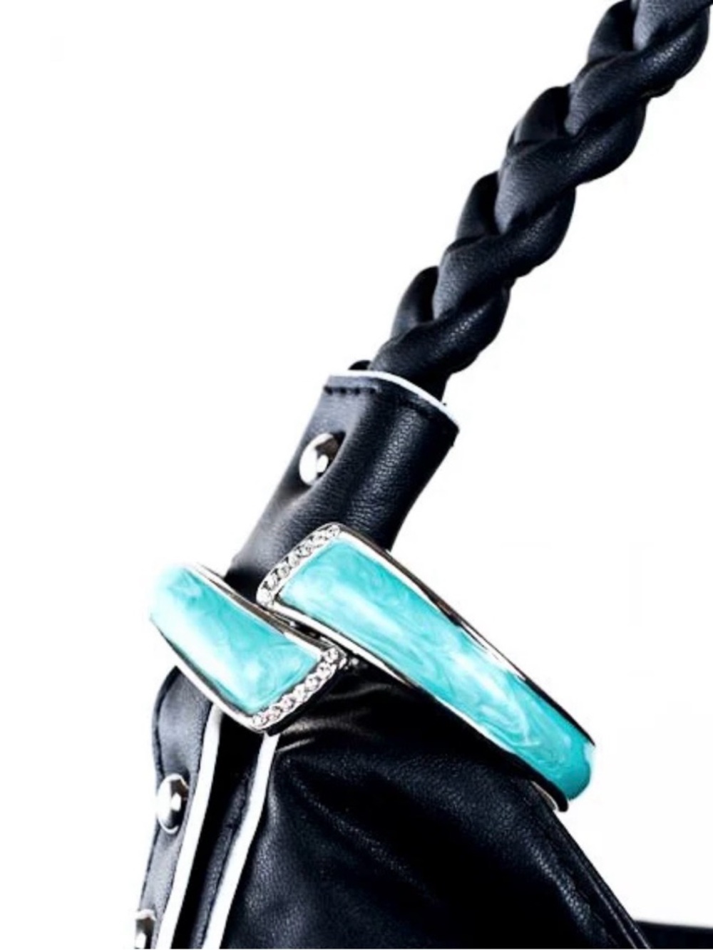 👑 FUMI 3 in 1 Bangle Bracelet, Bag Hook, and Purse Charm - Picture 5 of 6